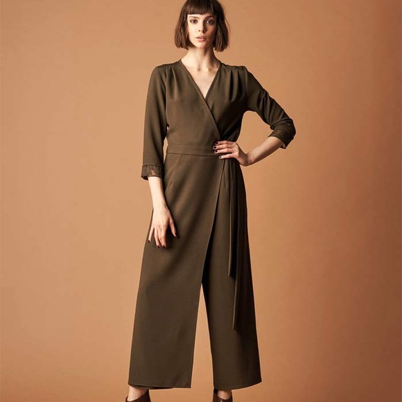 Eleonora Amadei Pants - NWT: gorgeous designer Eleonora Amadei jumpsuit size 6 military green